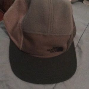 NorthFace hat